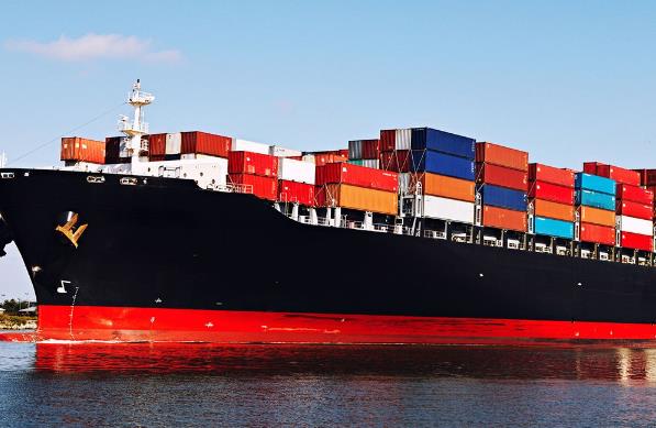 深圳作為一個經(jīng)濟發(fā)達的城市，貨代業(yè)在這里得到了廣泛的發(fā)展