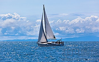 門(mén)口接機(jī)，目的地清關(guān)和送貨服務(wù)