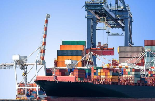 隨著全球化的深入發展，上海國際物流的地位將變得越來越重要