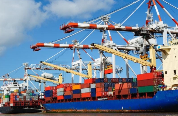 在這個全球化的大潮中，國際貨運代理扮演著越來越重要的角色