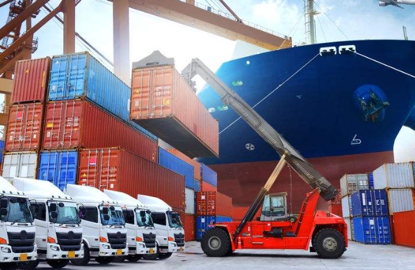 未來(lái)貨代物流行業(yè)將繼續(xù)為全球經(jīng)濟(jì)的繁榮和發(fā)展貢獻(xiàn)更多力量