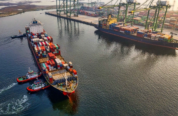 隨著全球貿(mào)易的深入發(fā)展，國際貨代行業(yè)正迎來前所未有的發(fā)展機遇