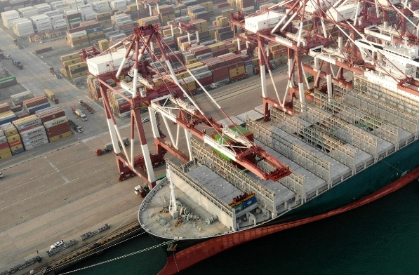 上海國際貨運代理為客戶提供優質物流解決方案，推動全球貿易的發展