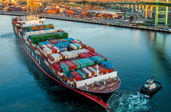 隨著中東地區經濟的持續增長，中東貨代行業將迎來更多的發展機遇